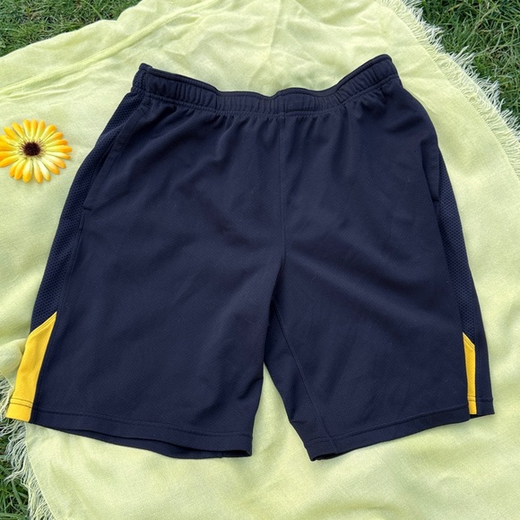 Nike Other - ✔️ NIKE; Black w/Yellow Livestrong Shorts in Men’s Size Large; Nice Condition!